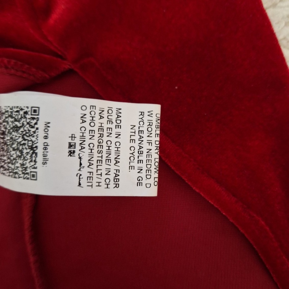SHEIN Modely Puff Long Sleeve Velour Midi Red Dress w/Satiny Black Collar, Sz XL - Picture 15 of 15